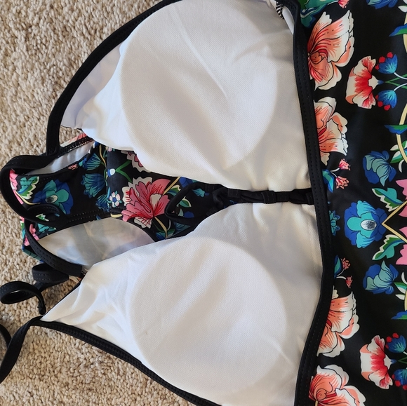 Blue floral swimsuit - Picture 8 of 9
